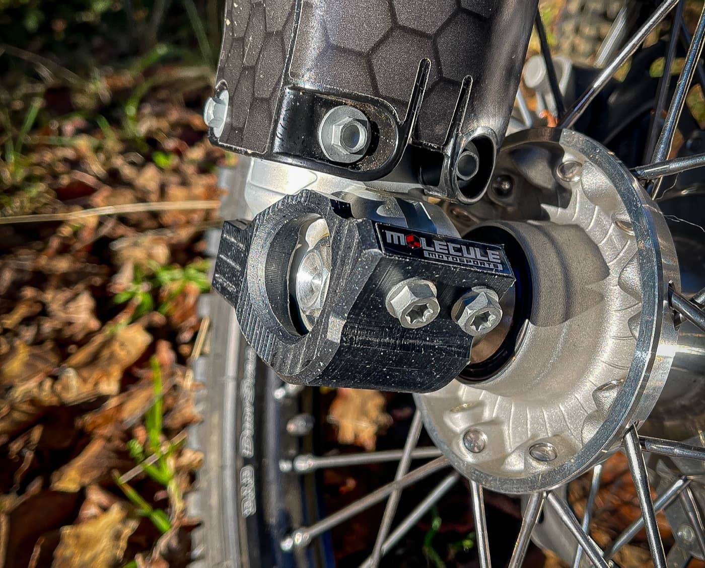 Molecule Fork Lug Guards