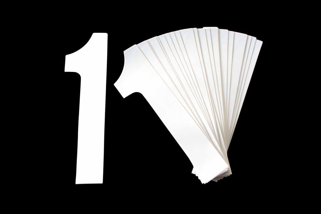 1 WHITE 8No.20cm. PACK