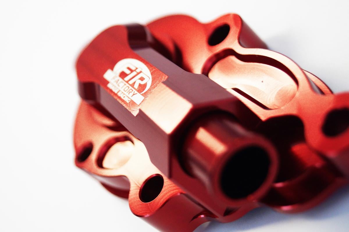 WATER PUMP COVER 18-20 GASGAS, FIR ASWPC-18, BILLET ALLOY RED, STANDARD WATER PUMP COVER