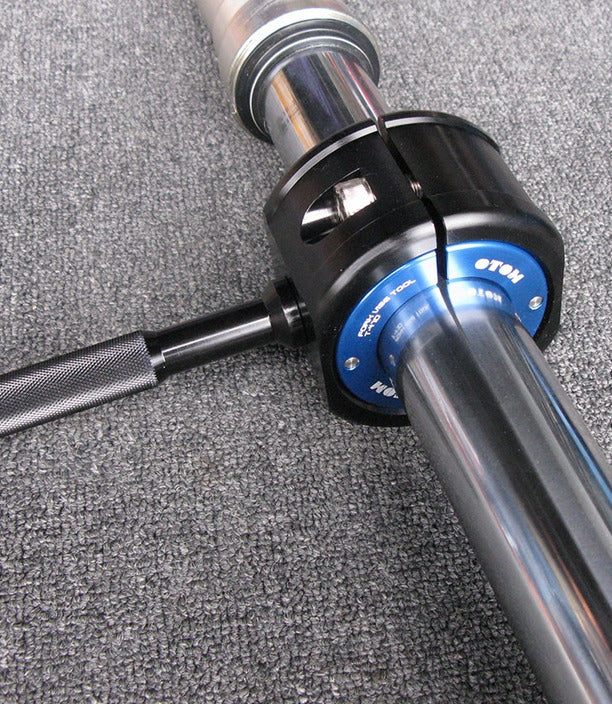 FORK VISE TOOL FRONT SHOCK ABSORBER HOLDING CLAMP - BLACK ALUMINUM BODY