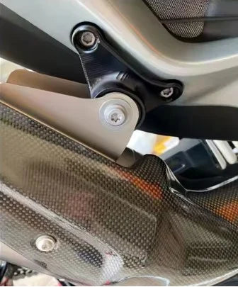 Exhaust Pipe Hanger Bracket Fixed Ring Support Muffler Holder KTM Duke 890 790 790R 890R DUKE790 DUKE890 2018-2026