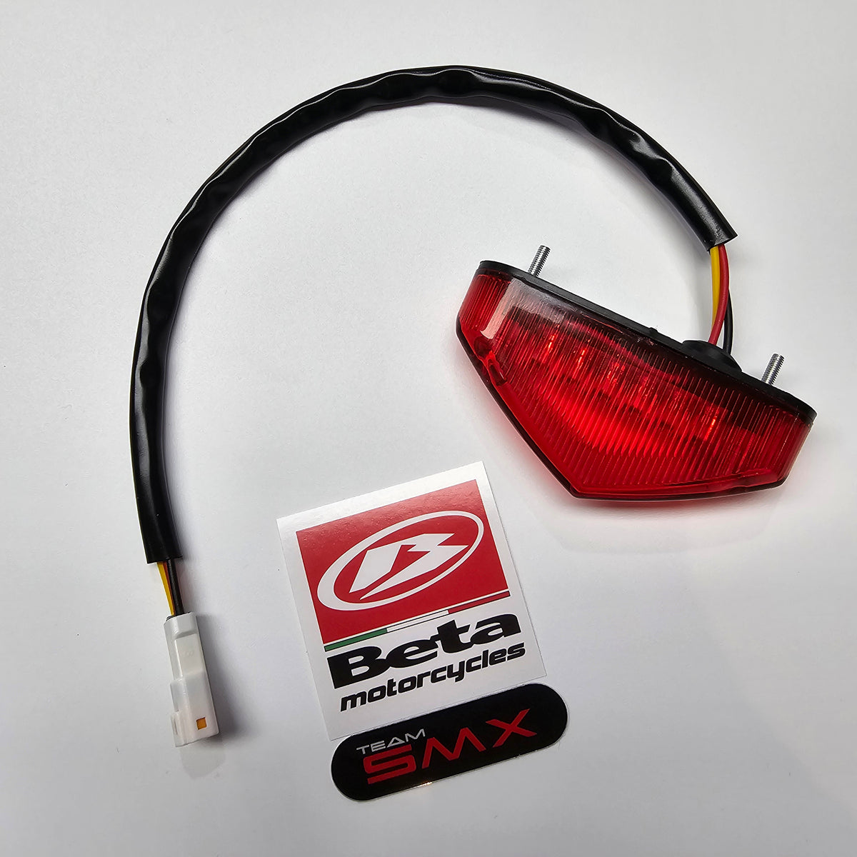BETA REAR LED TAIL LIGHT BRAKE SIDE PLUGNPLAY – SMXOFFROAD Ltd