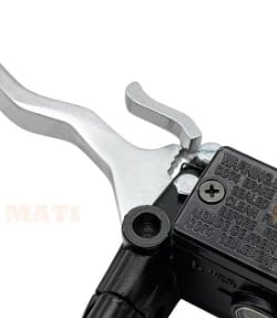 FRONT LEFT BRAKE MASTER CYLINDER CAN AM OUTLANDER 330 400 500 650 800 RENEGADE 500 800 705600578
