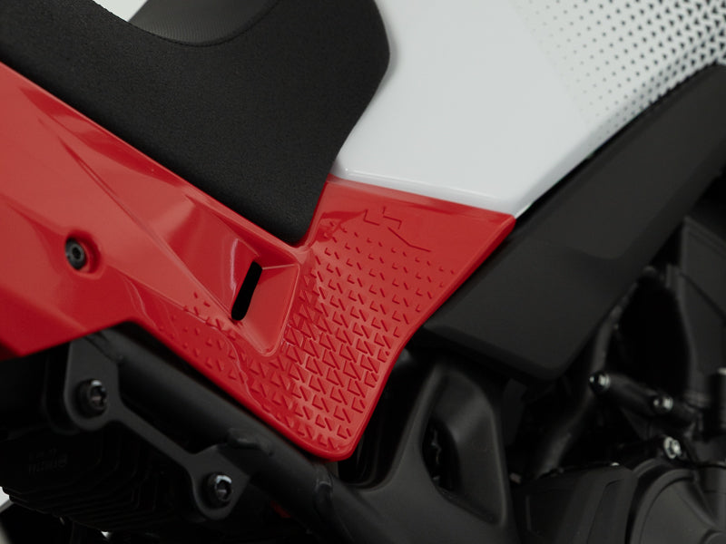 PLASTIC KIT WITH SEAT TRANSALP 750 R-TECH RED BLACK WHITE R-KITALP-RS1-024