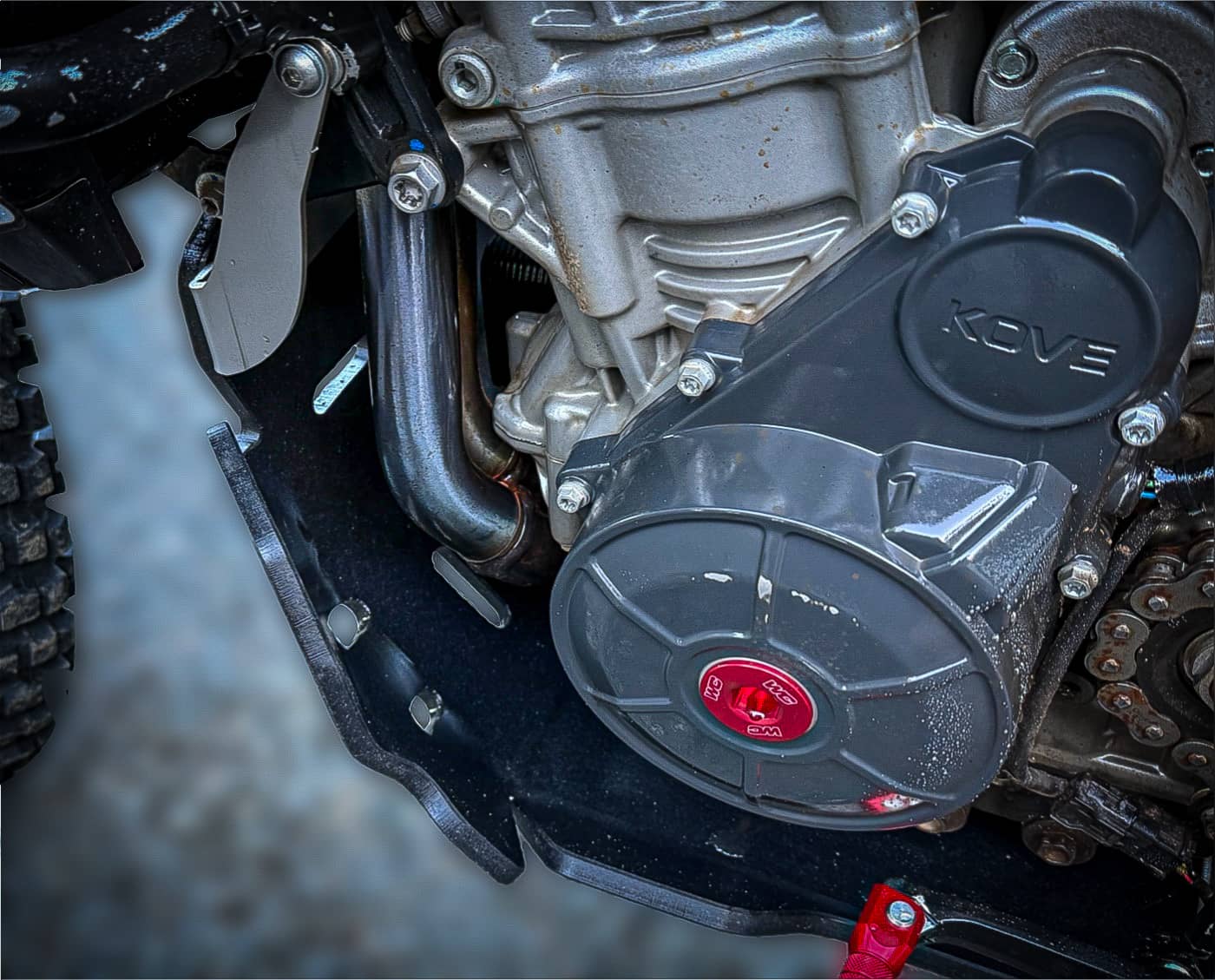 MOLECULE EXTREME KOVE 800 UHMW SKIDPLATE