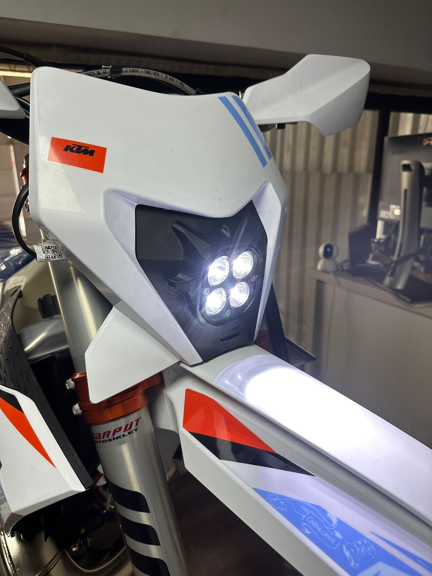 MOTOES M4 LED POWER HEADLIGHT KTM HSQ GG SHERCO BETA