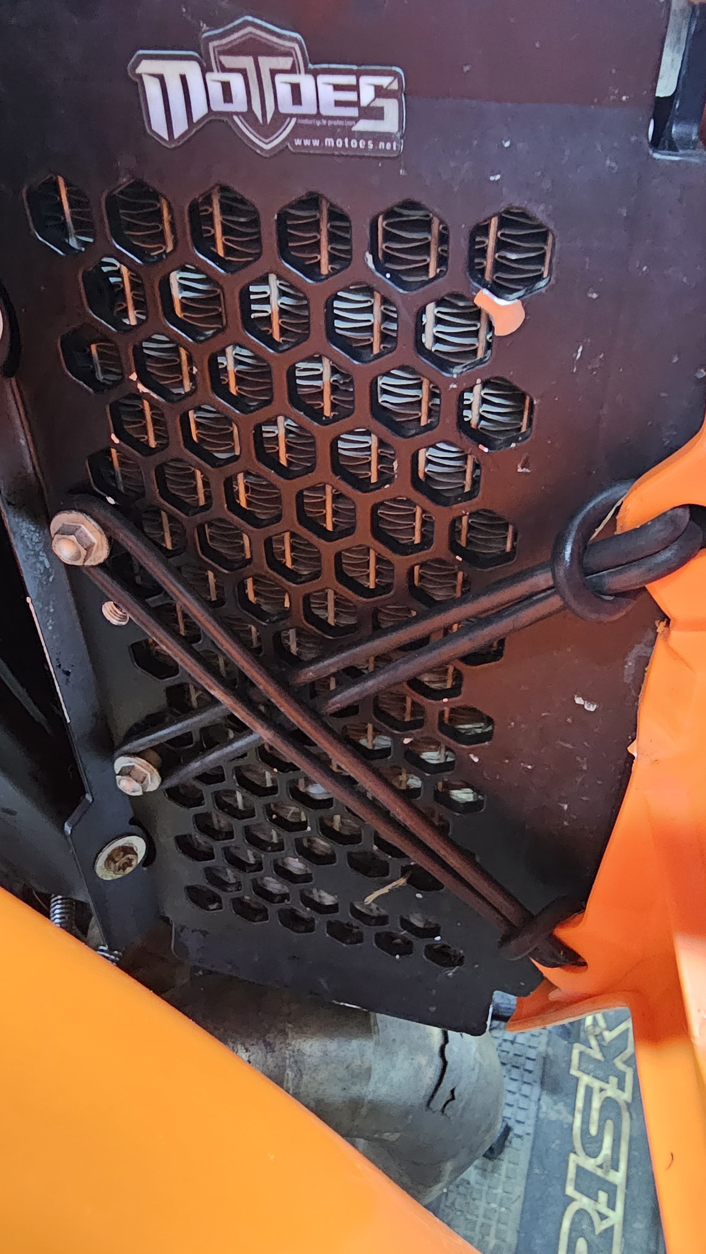 BULLETPROOF K/H/G 2017-25 RADIATOR GUARD STRAP/BOLT KIT