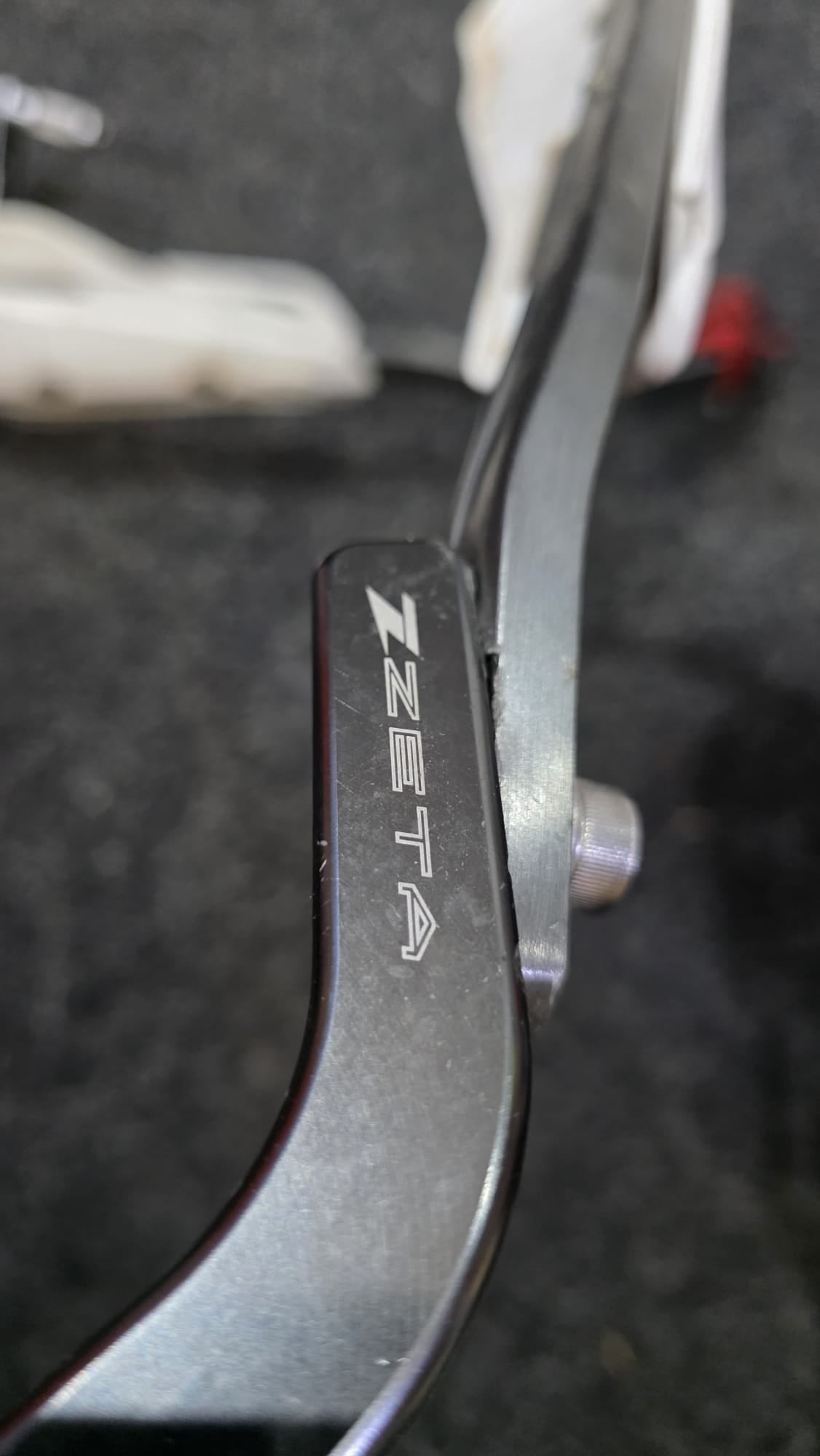 ZETA ARMOR HANDGUARDS