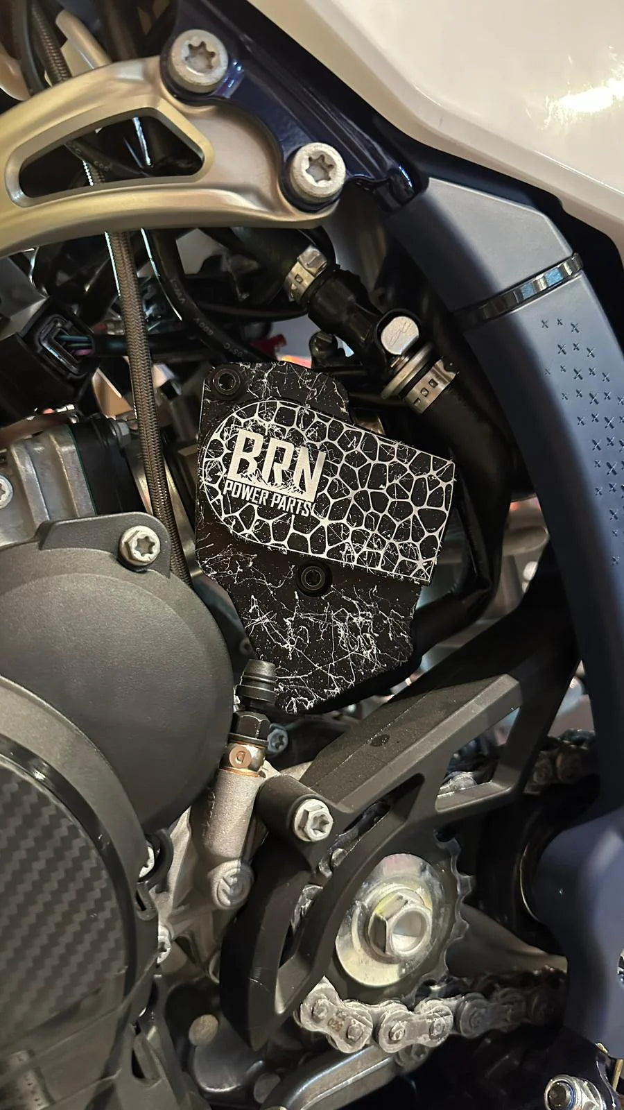 BRN THROTTLE BODY GUARD - KTM HSQ GASGAS