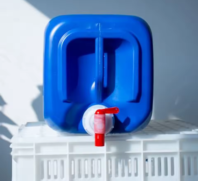 CANISTER OIL FLUID DISPENSING TAP DN61 61mm THREAD 5-60 LITRE PP RED WHITE