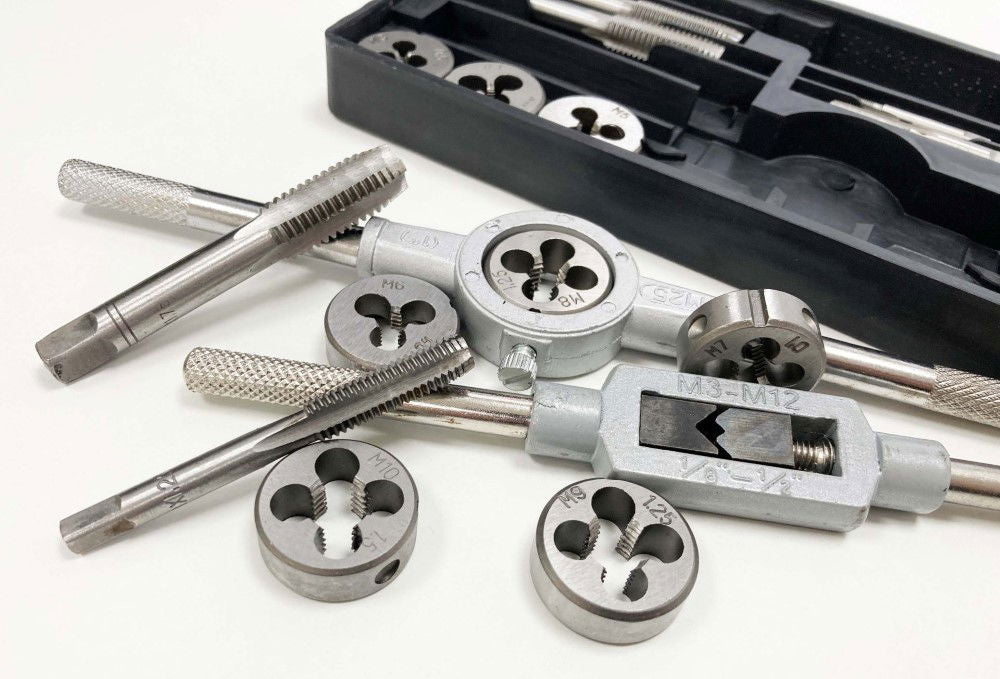 TAP AND DIE SET 20 PIECE CARBON STEEL METRIC M3-M12 - TOOLZONE KDPTP101