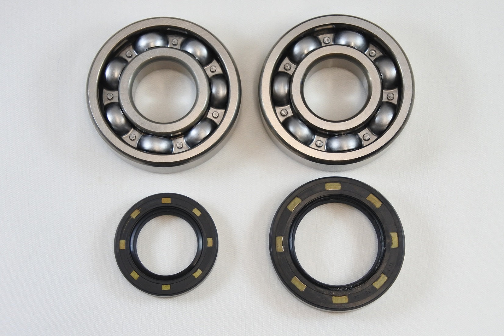 MAIN BEARING AND SEAL KIT 81-83 HONDA CR 250 450 480 VINTCO KMB006
