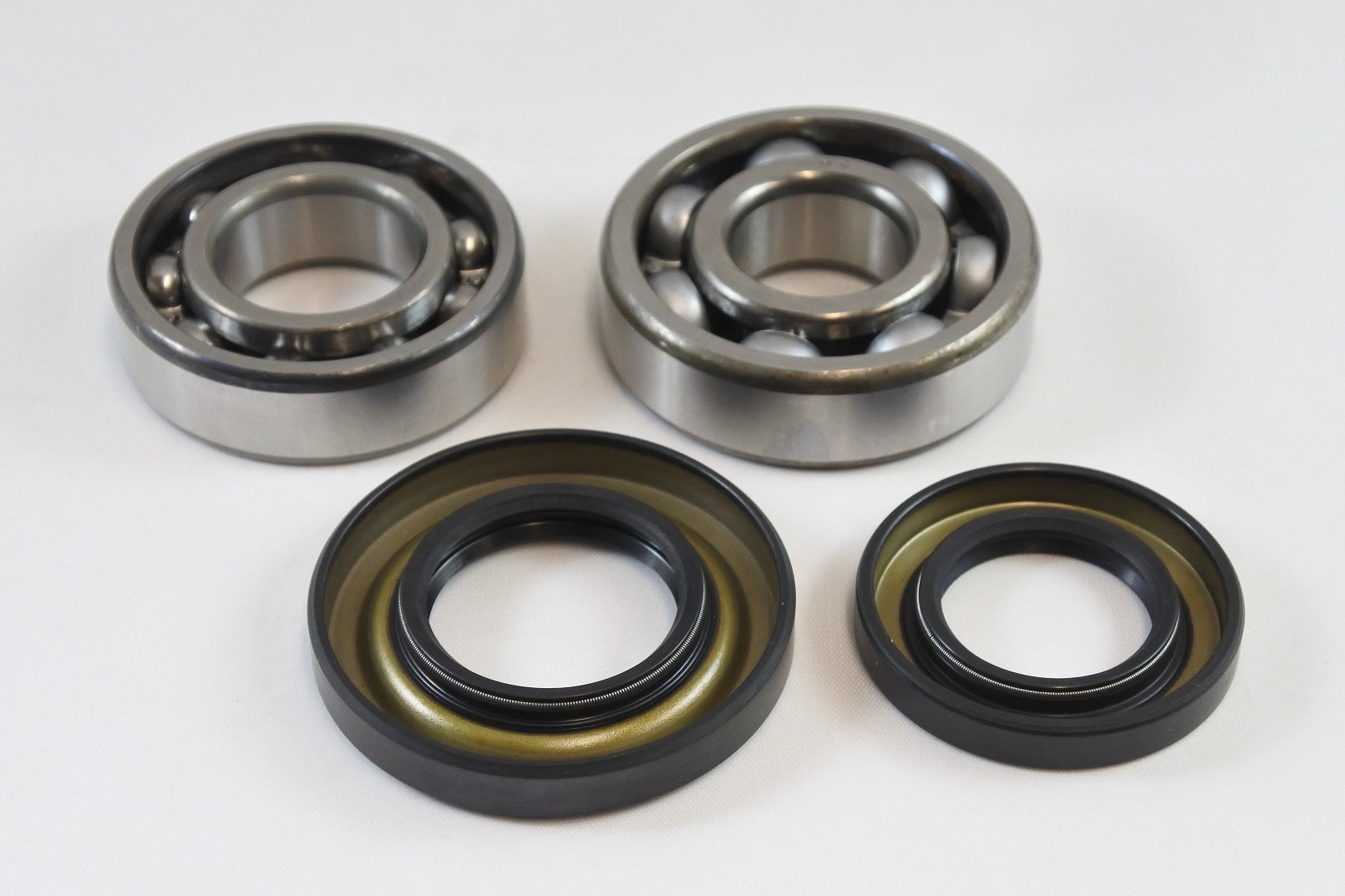 MAIN BEARING AND SEAL KIT 76-79 SUZUKI RM PE 100 125 175 VINTCO KMB015