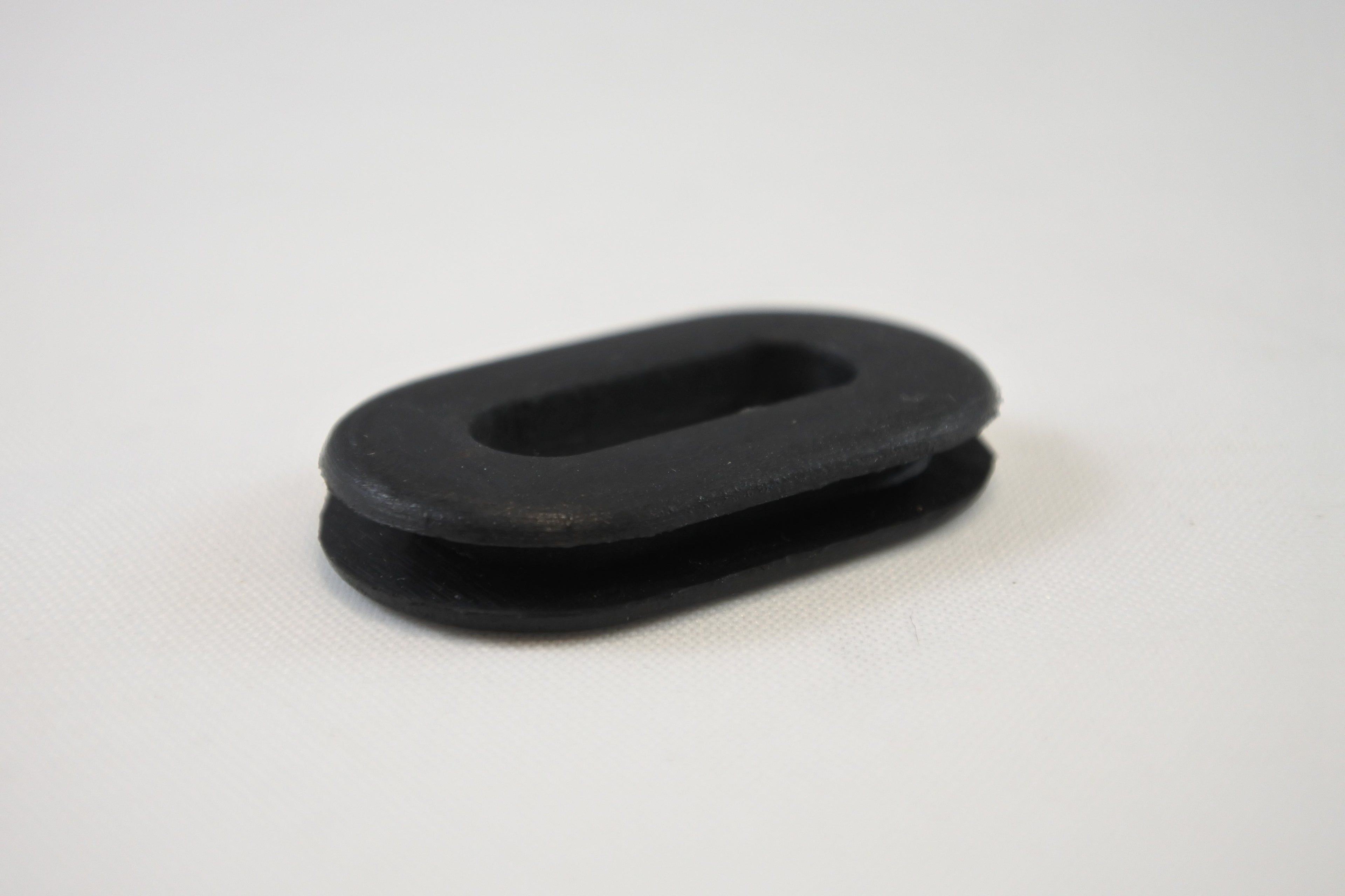 CABLE GROMMET 70-73 OSSA PIONEER STILETTO TT SDR SIX DAY REPLICA 175 250 VINTCO OW-112-855