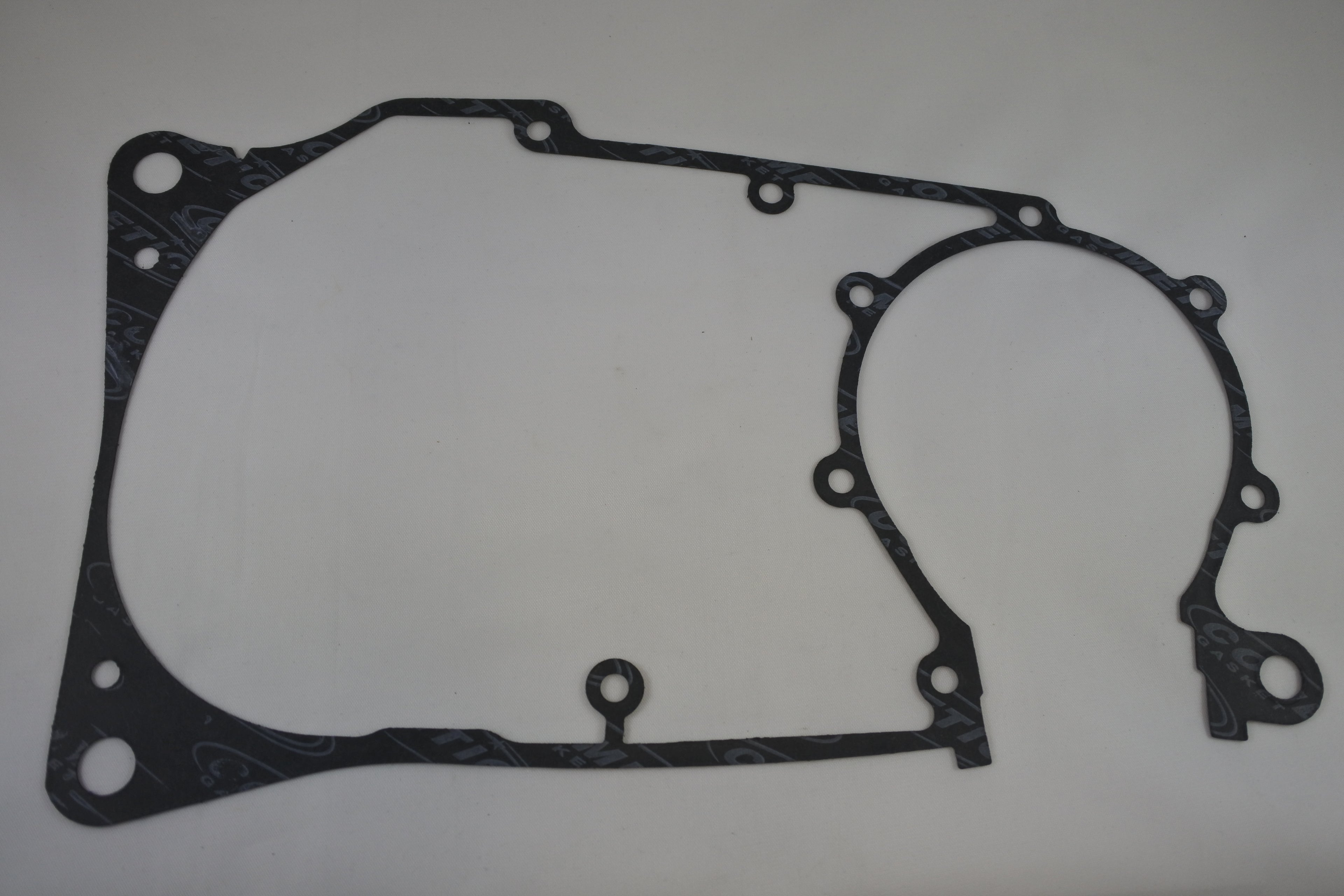 CENTER CASE GASKET 73-78 OSSA EXPLORER MAR PHANTOM GP ISDT ST-1 PIONEER LARGE VINTCO OW-123-215