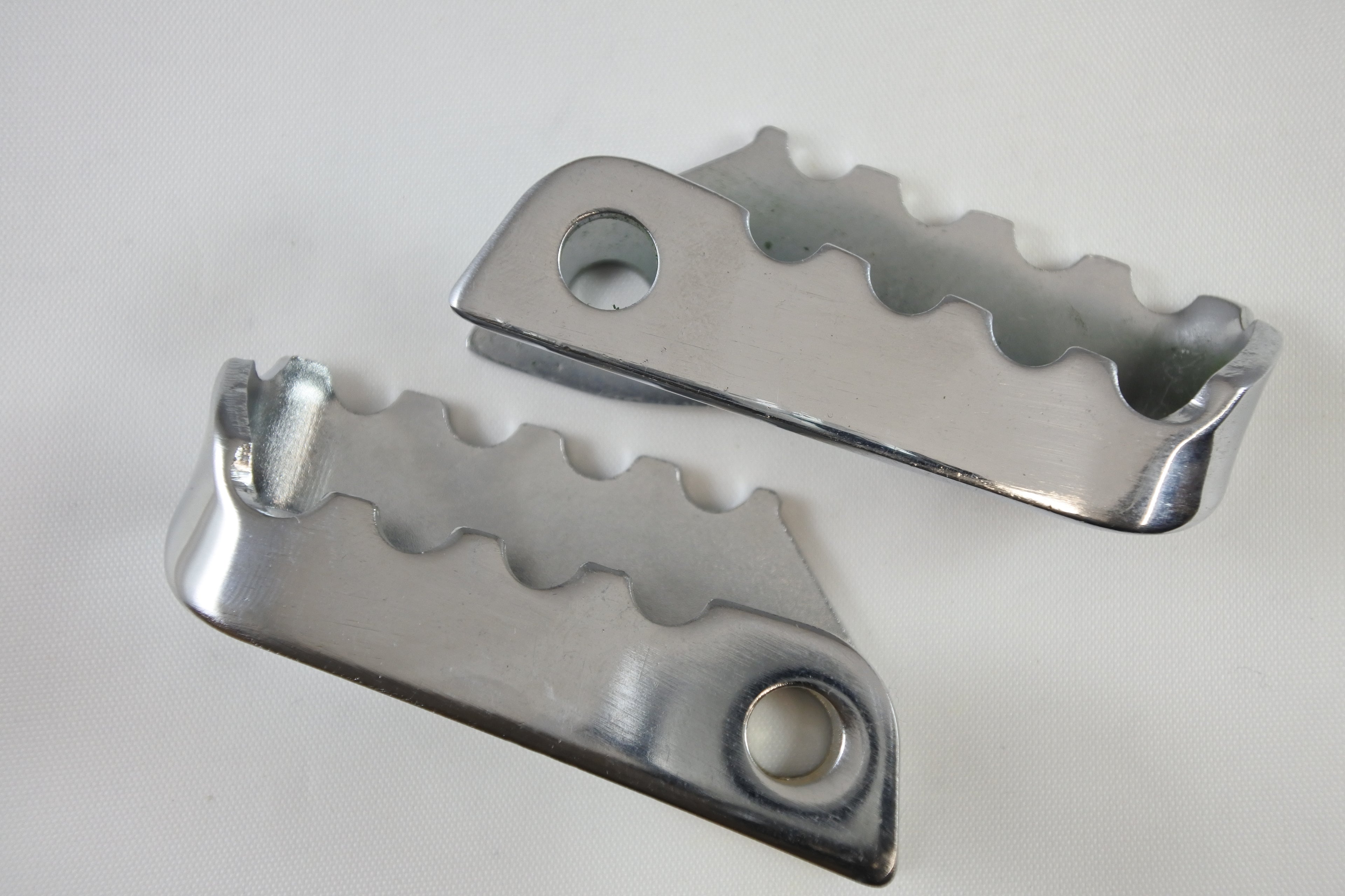 FOOT PEG SET 74-78 OSSA PHANTOM MAR SUPER PIONEER EXPLORER ISDT VINTCO OW-123-400