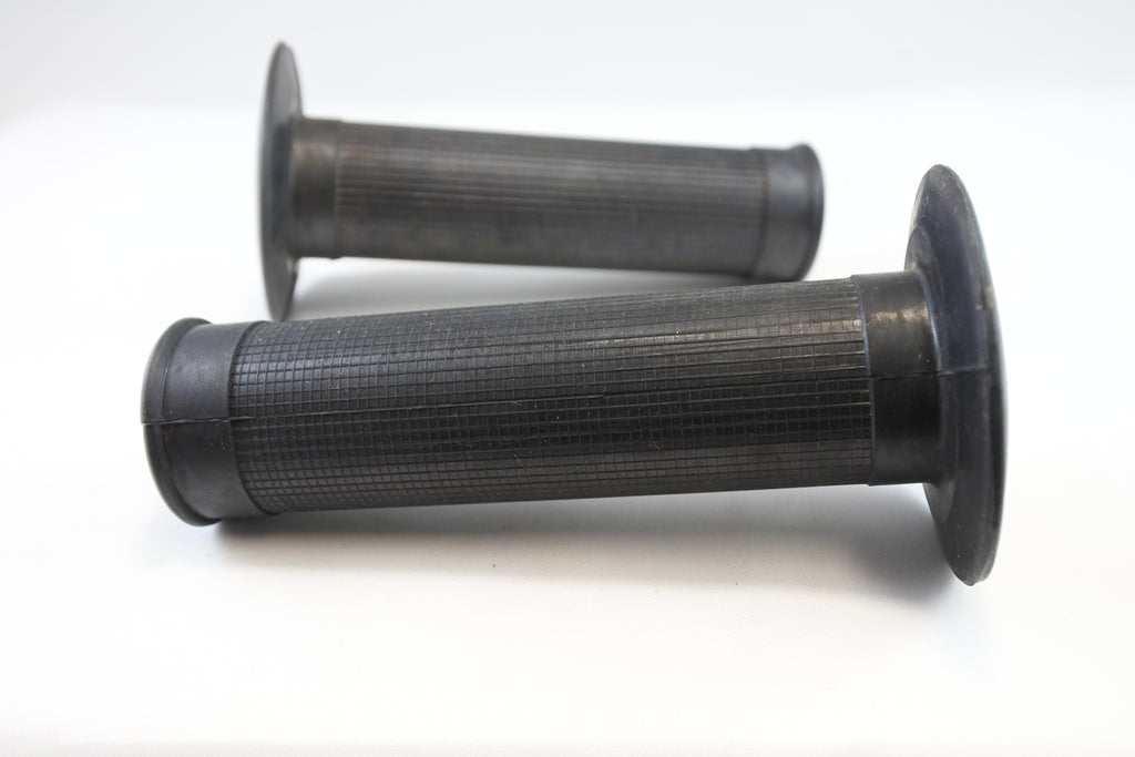 GRIP KIT 71-78 OSSA EXPLORER MAR 250 350 VINTCO OW-GK-001