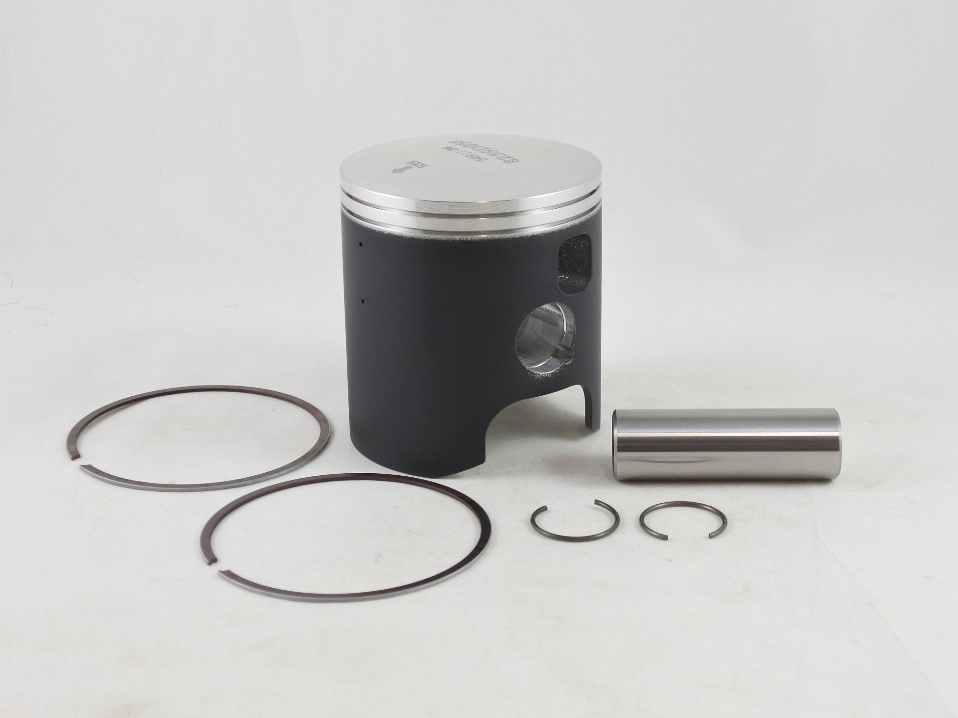 PISTON KIT 88-92 SUZUKI LT R 250 67.5mm 0.5mm OVER VINTCO PSS26-0.5