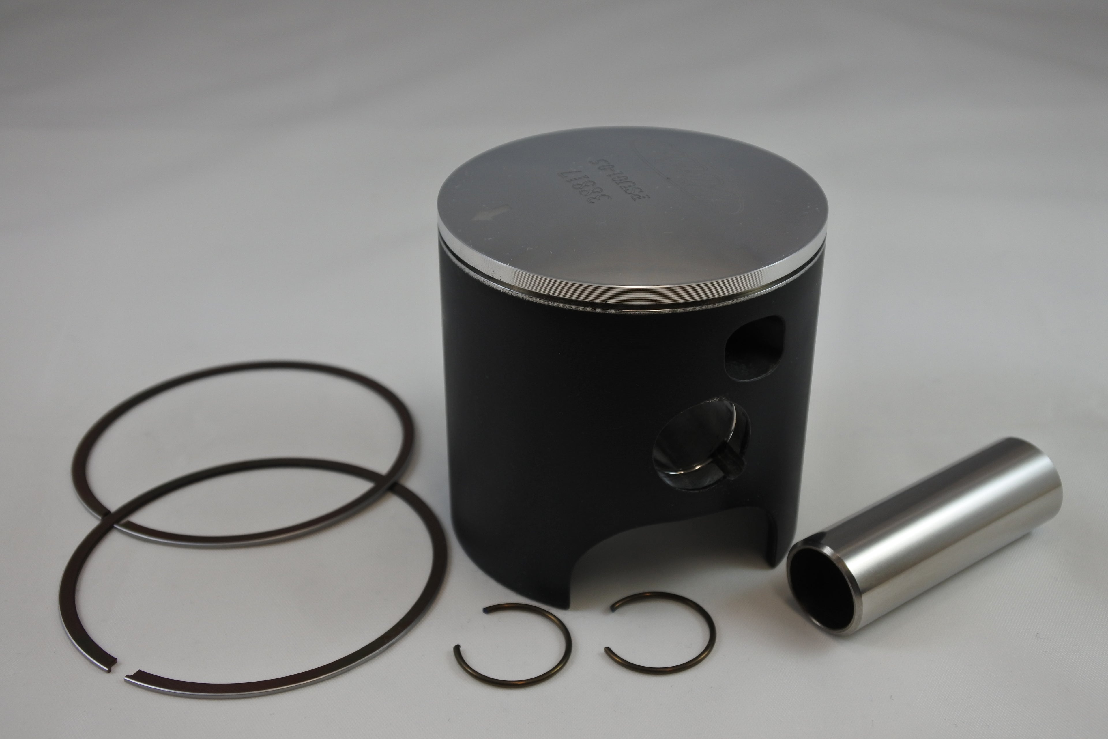 PISTON KIT 74-81 HUSQVARNA CR OR WR XC 250 70.0mm 0.5mm OVER VINTCO PSU01-0.5