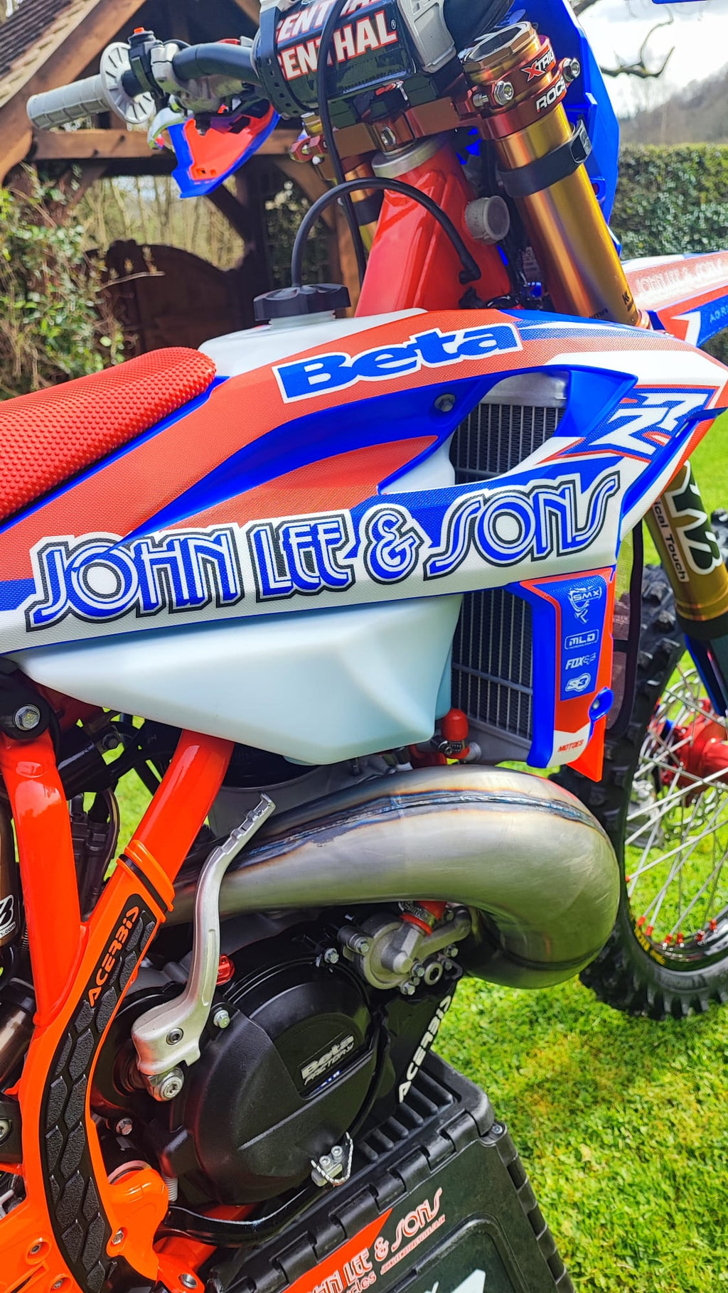 SMX GRAPHICS & PLASTICS ENDURO / MX BIKES- KTM HUSQVARNA GASGAS BETA SHERCO STARK