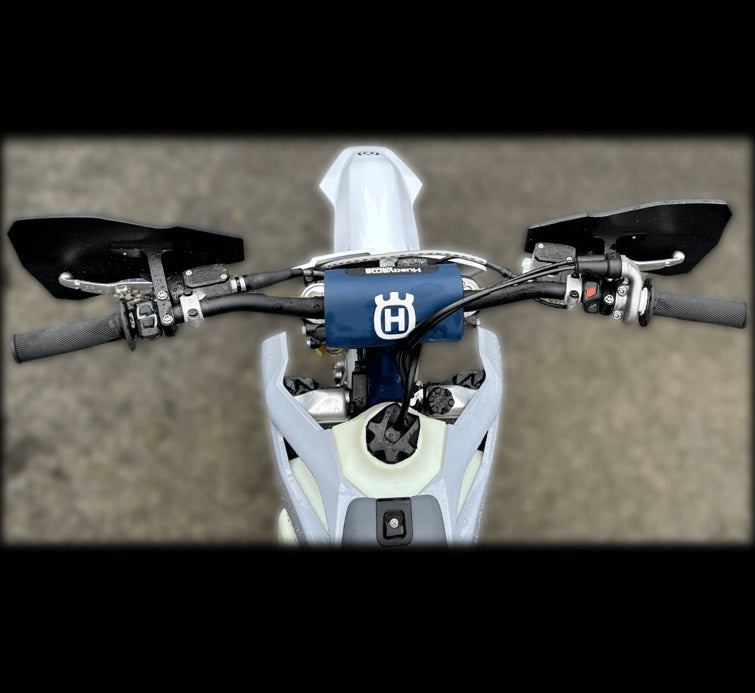 MOLECULE EXTREME FLAG ENDURO HANDGUARDS