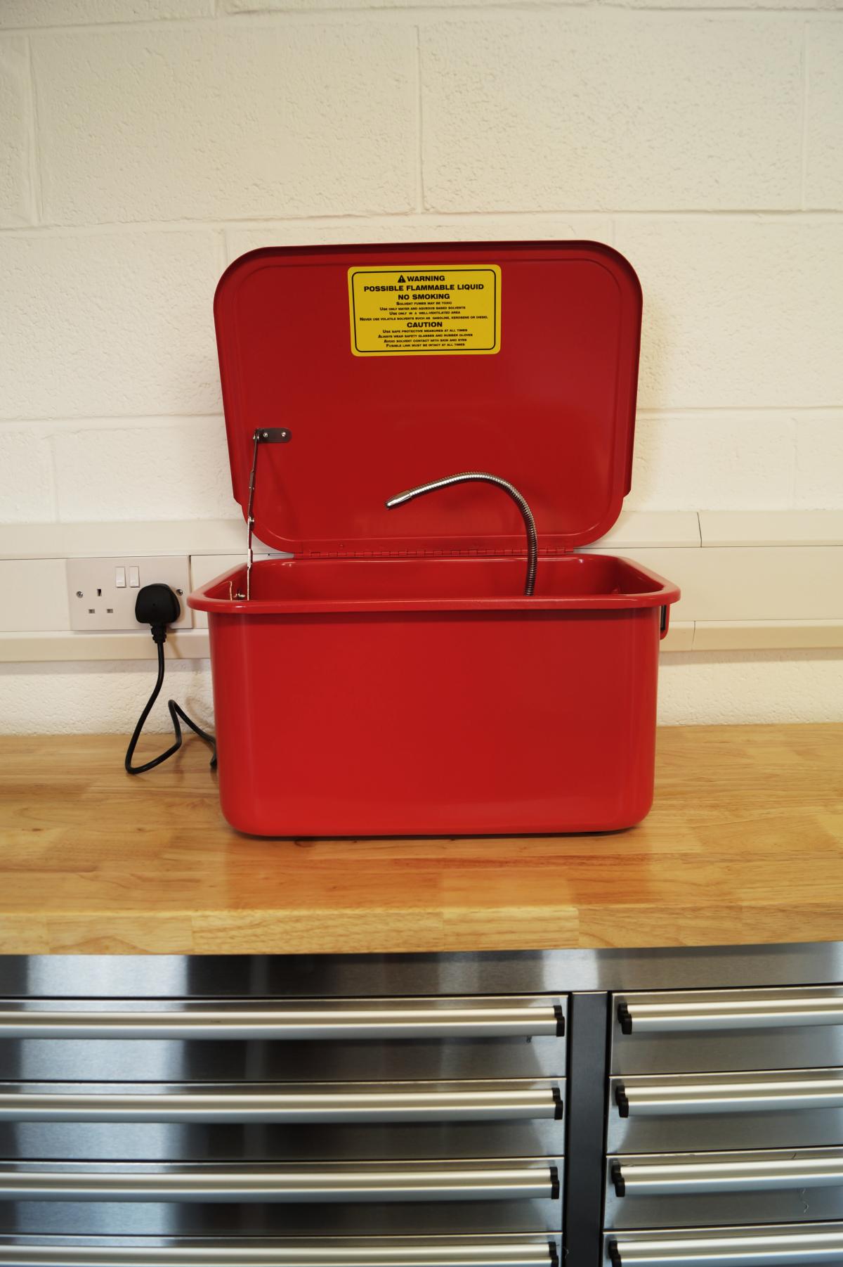 PARTS WASHER / BENCH 3.5GL, 3.5 GALLON / ENGINE CLEANER WASHER, RED