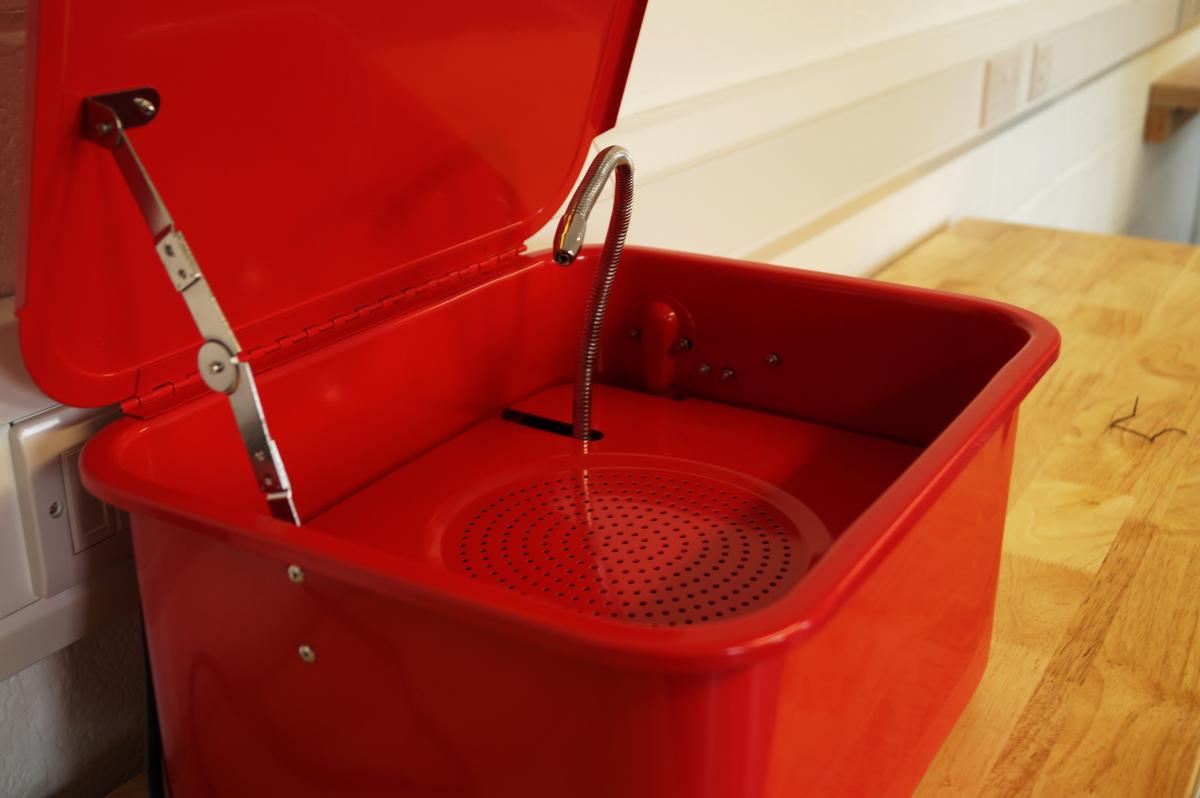 PARTS WASHER / BENCH 3.5GL, 3.5 GALLON / ENGINE CLEANER WASHER, RED