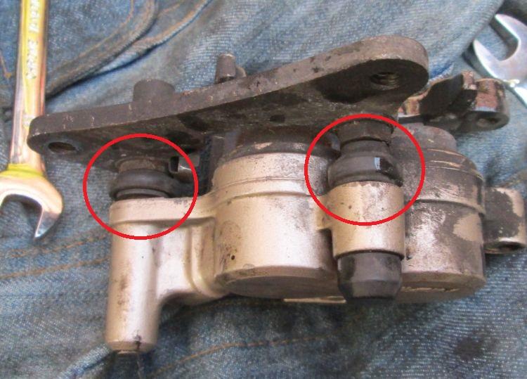 CALIPER BRAKE SHAFT DUST COVER 45132-166-016 BOOT B 45133-MA3-006