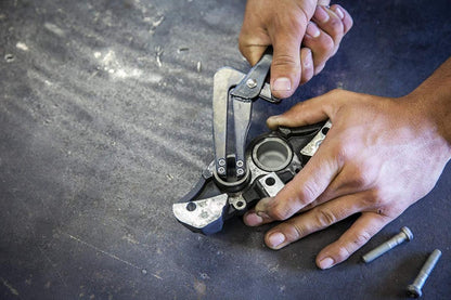 BRAKE CALIPER PISTON REMOVAL PLIERS, MOLE GRIPS