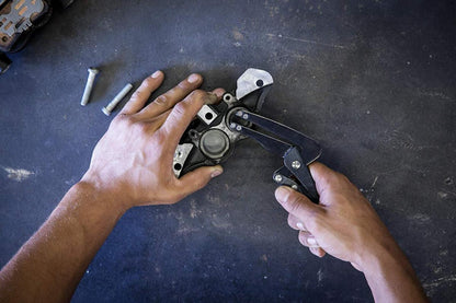 BRAKE CALIPER PISTON REMOVAL PLIERS, MOLE GRIPS