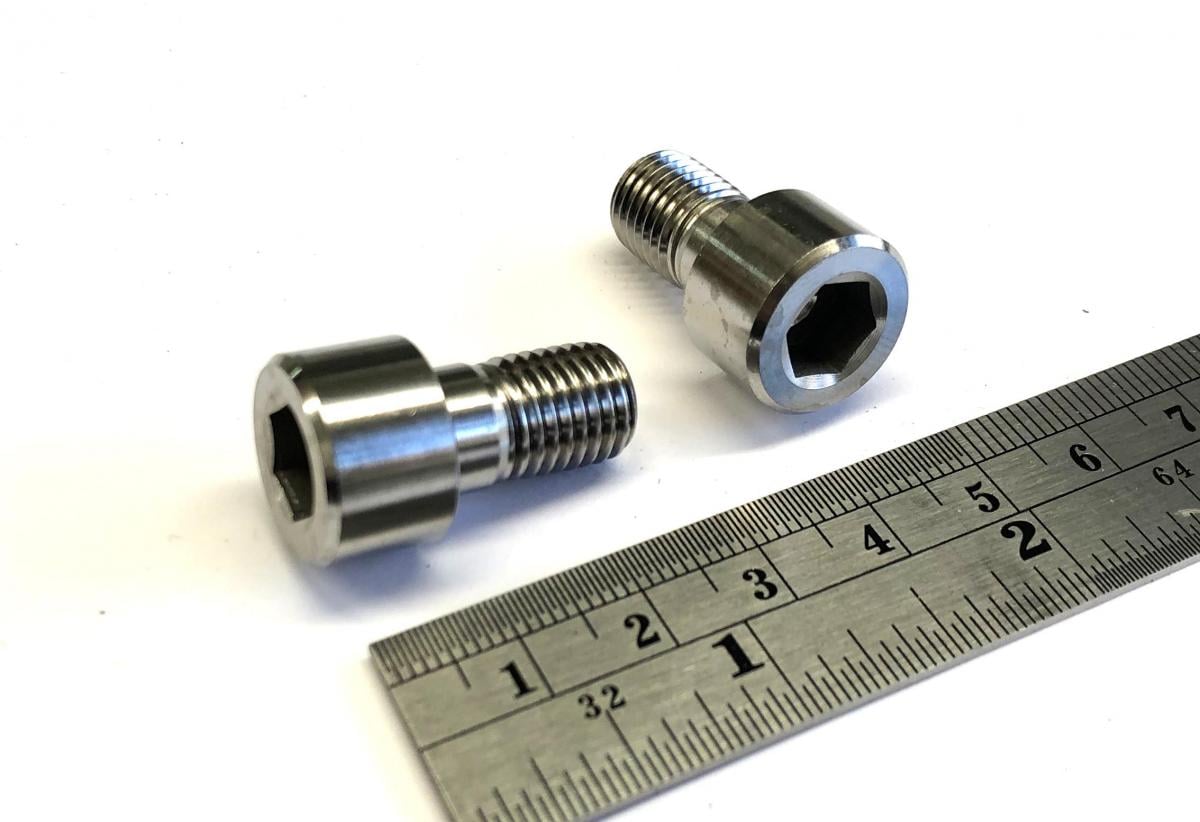 GR5 SUB FRAME BOLT UPPER KX, ALLEN M10x17mm / PITCH 1.25mm, 92002-1713 / 920021713