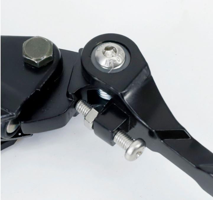BRAKE MASTER CYLINDER WITH FLEXI LEVER BLADE
