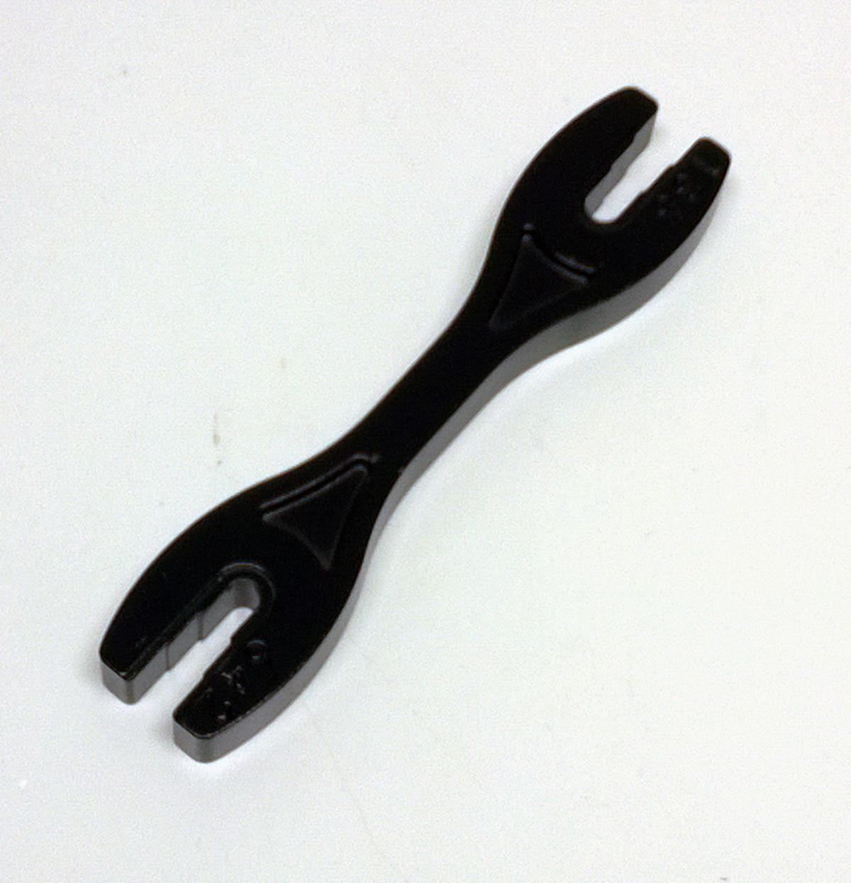 SPOKE WRENCH 6 IN 1 SIZE
