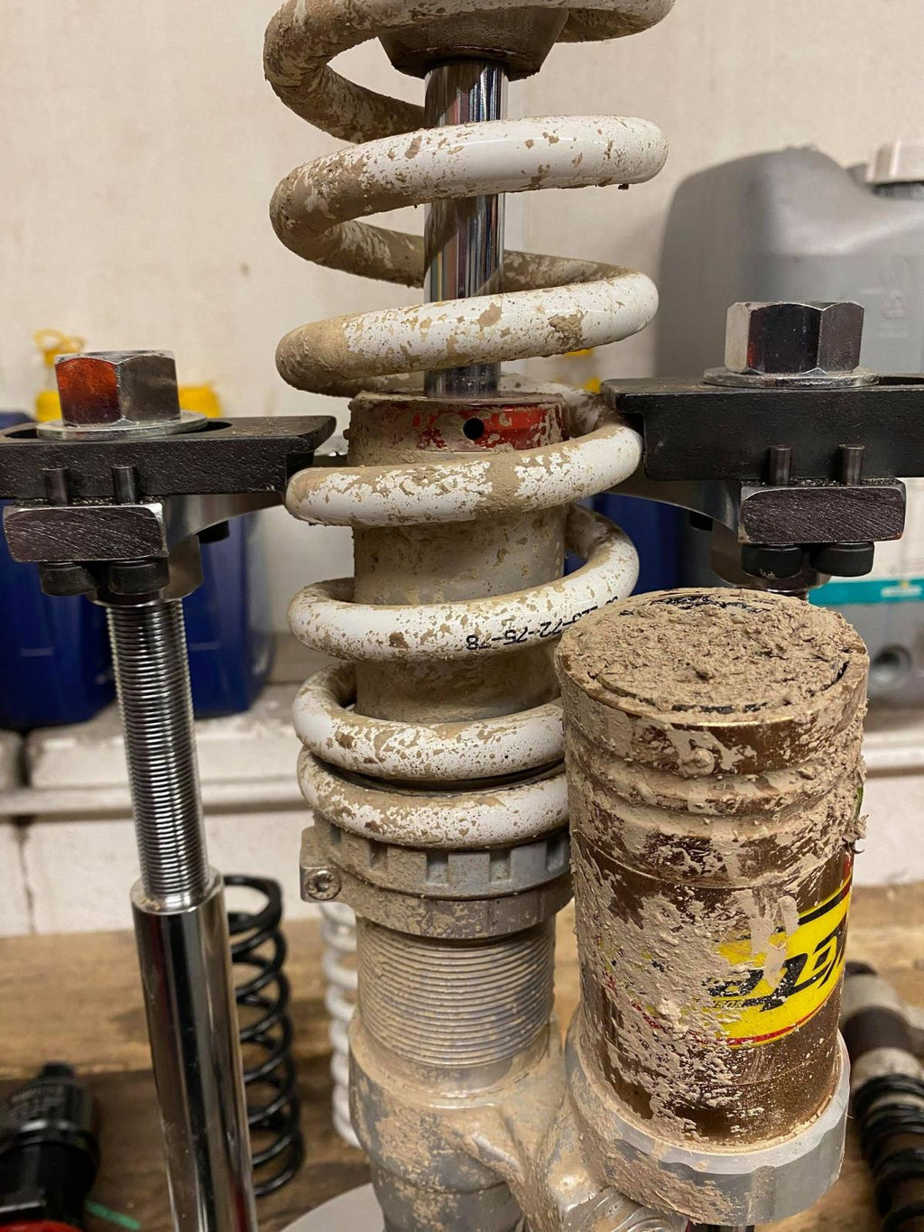 Shock Spring 2k5 SHOCK SPRING COMPRESSOR HYDRAULIC – SMXOFFROAD Ltd