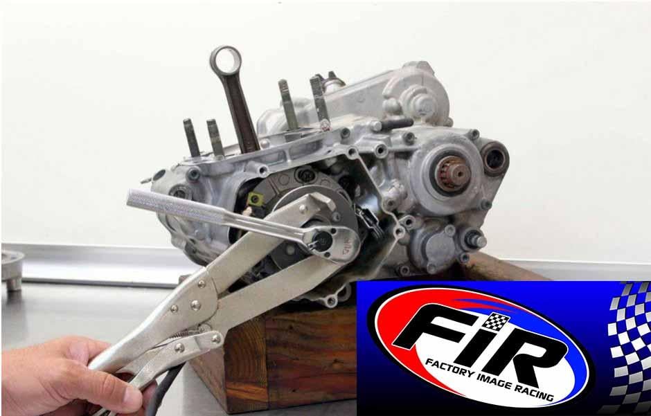 FLYWHEEL CLUTCH HOLDER TOOL