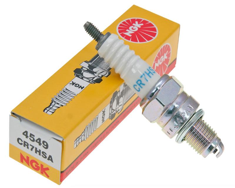 NGK SPARK PLUG CR7HSA NG4549 NG4549
