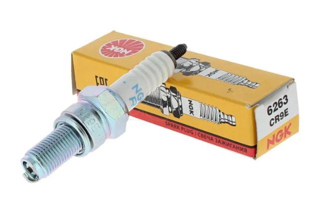 NGK SPARK PLUG CR9E 6263 NG6263