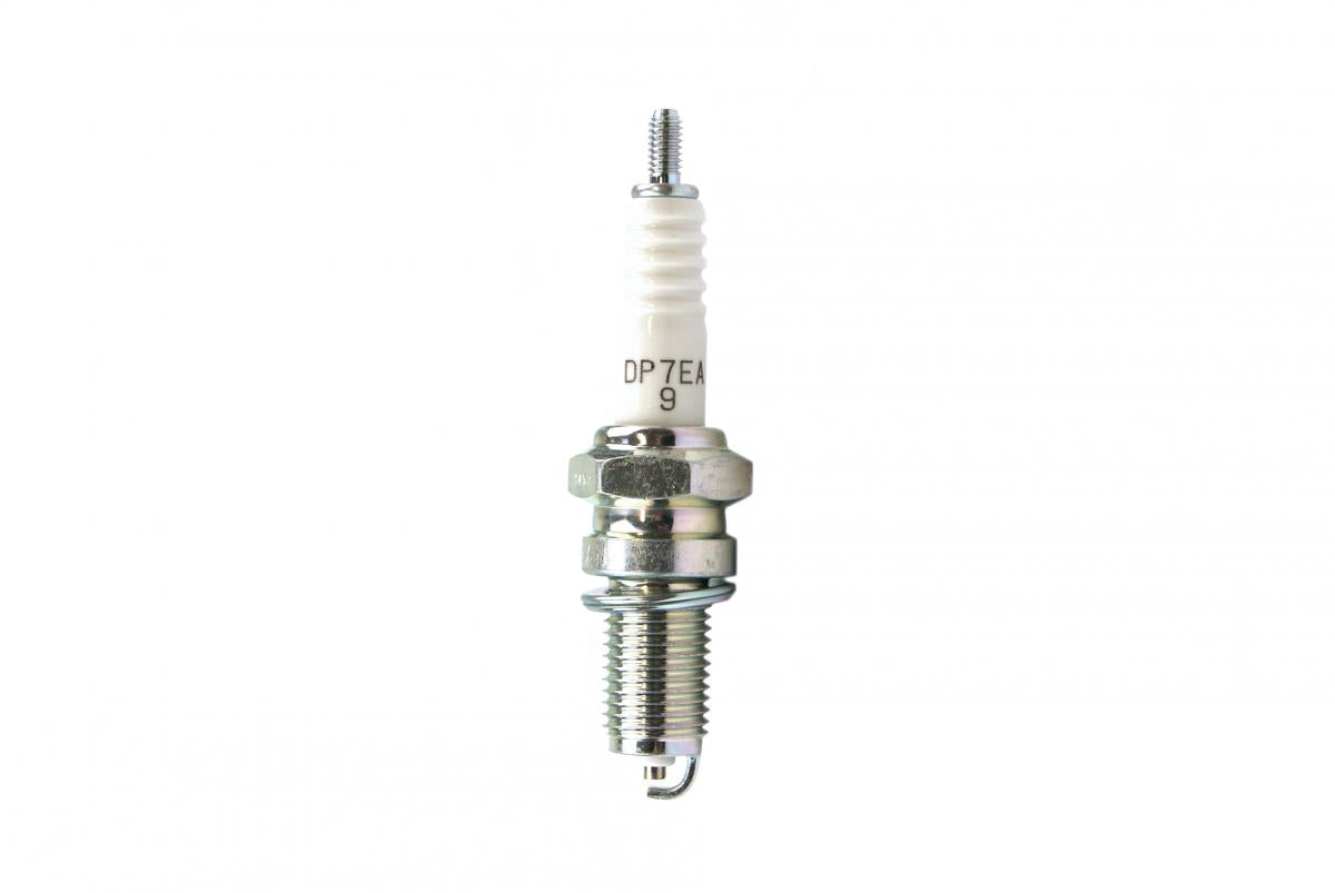 NGK SPARK PLUG DP7EA-9 5629