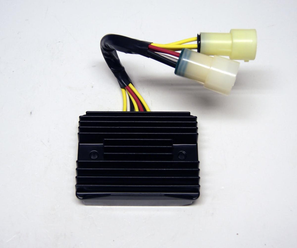 REGULATOR 21066-1119 NINJA, KAWASAKI ZX900E/F Ninja ZX-9R