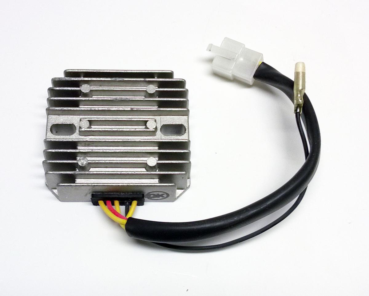 REGULATOR VOLTAGE 12V/25A 80mmX70mmX28mm 80-88 SUZUKI 230 250 300 550 650 750 1100 LS-F LS GS LT AUS6000 ESP2336 717920 44-3600