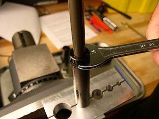 VICE SHAFT HOLDING TOOL 2in1 32 & 35mm K&L 35-8675
