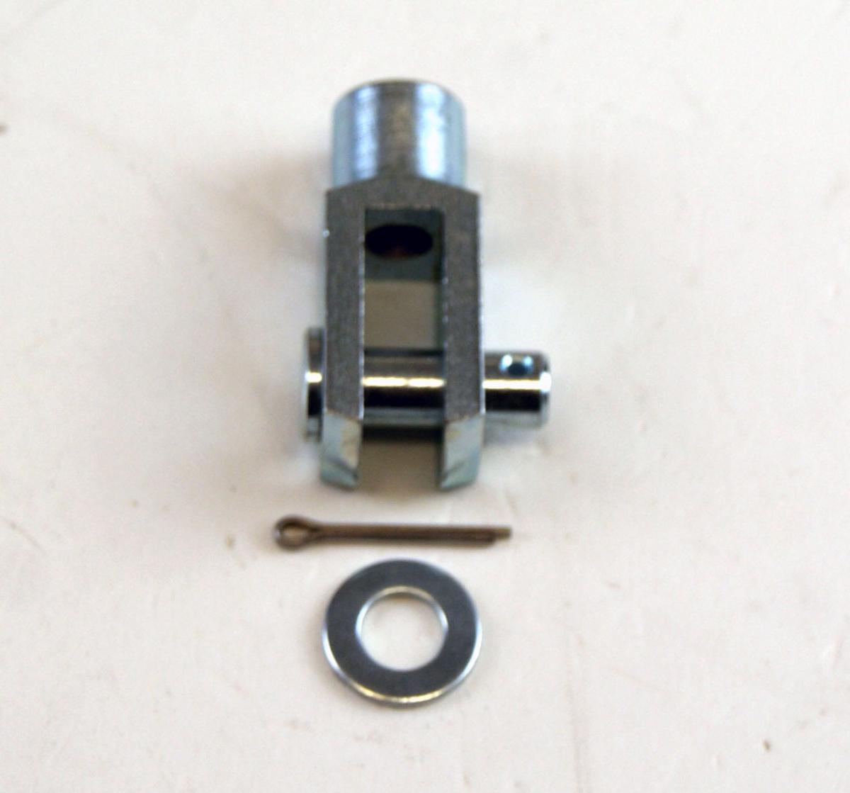 UNIVERSAL BRAKE CLEVIS M8x16 EACH, CLEVIS JOINT & PIN RH COARSE (A), / R3389.R081