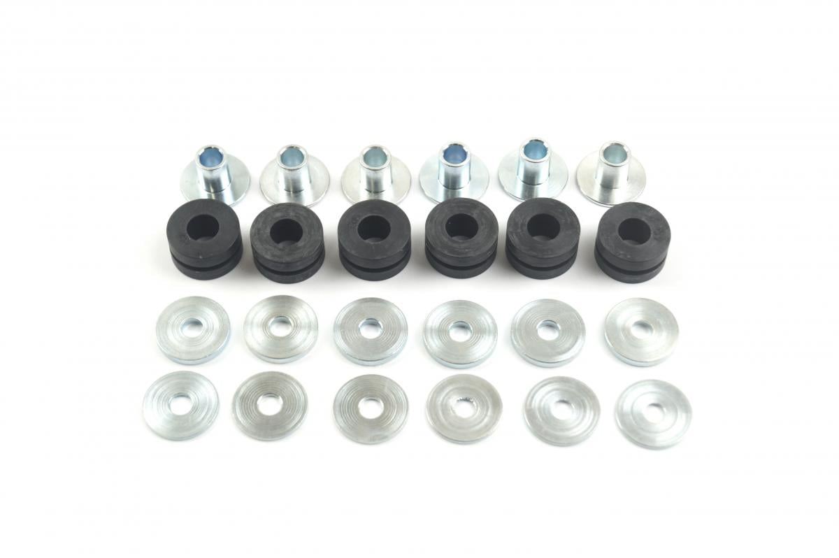RADIATOR MOUNTING KIT JAP