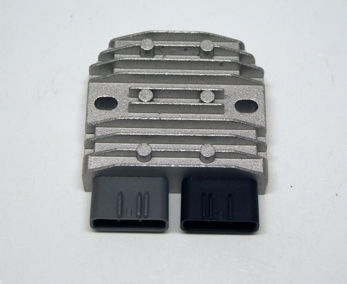 VOLTAGE REGULATOR 12V / 50A Voltage: 14.5V ± 0.5V 02425-04