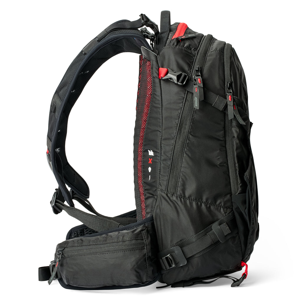 VST 16L ZIPPERED Daypack Backpack - Black - USWE 5216080001
