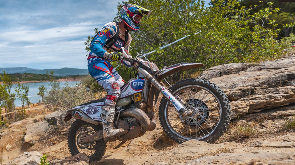 Mitas XT754 Enduro trasera